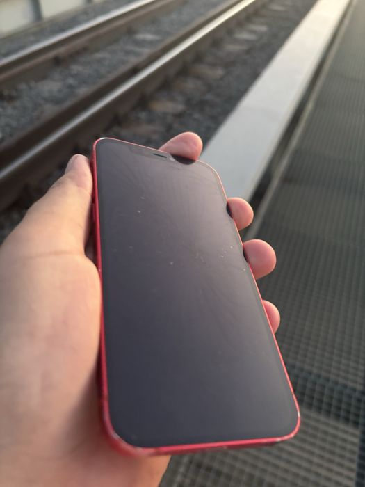Iphone 12 64 GB!