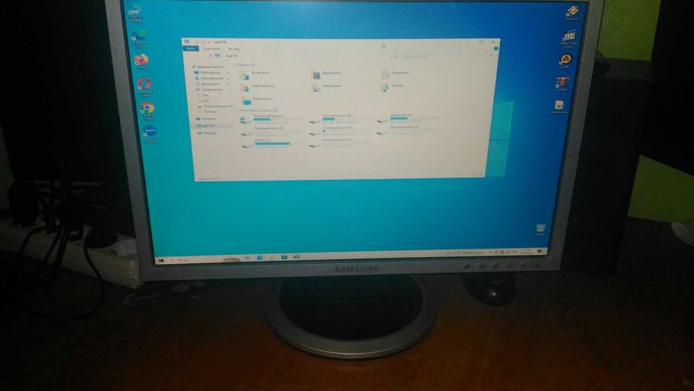 Монітор (Дисплей) Samsung 940NW