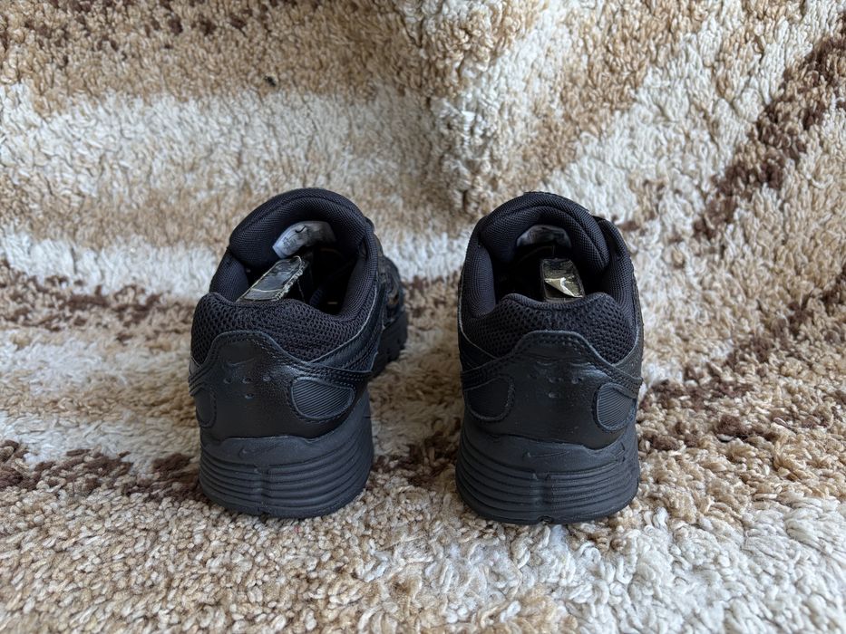Оригінальні кросівки nike p 6000