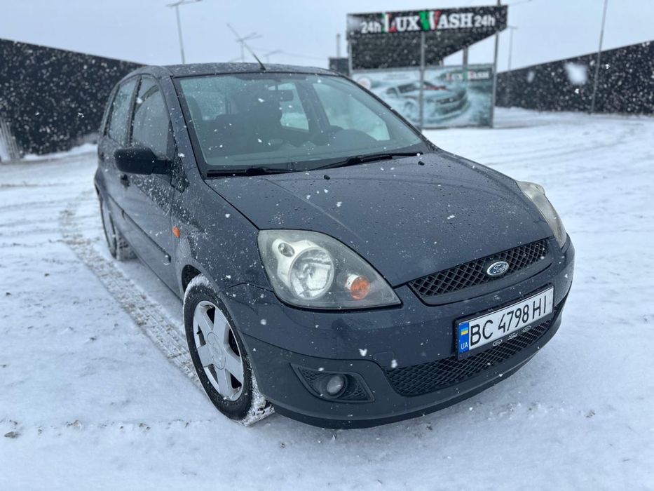 Оренда авто Форд Фіеста