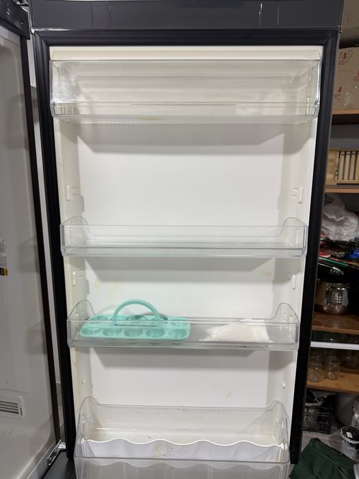 Холодильник Ariston Hotpoint