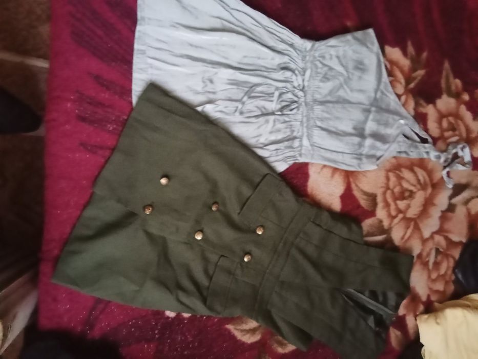 Вещей много разних