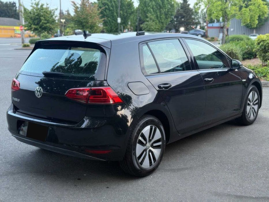 Volkswagen e-Golf SEL Premium      2016