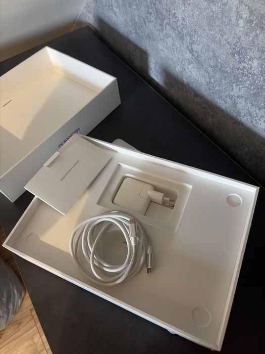 MacBook 2020 Air M1 8GB/256GB