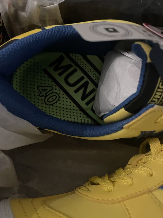 Tenis futsal Munich Gresca novos