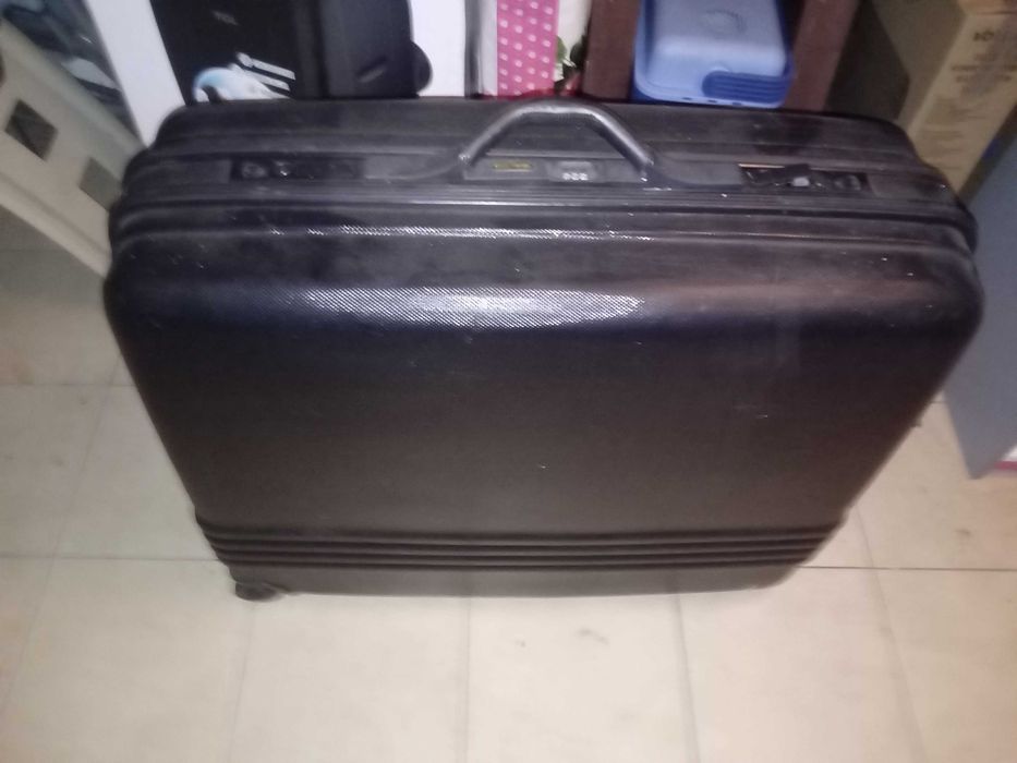 Walizki podróżne, używane, 2 szt.