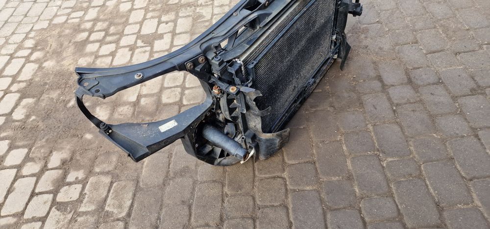 Audi A4 B7 pas przedni wzmocnienie manual 1,6 ALZ 2,0 B ALT