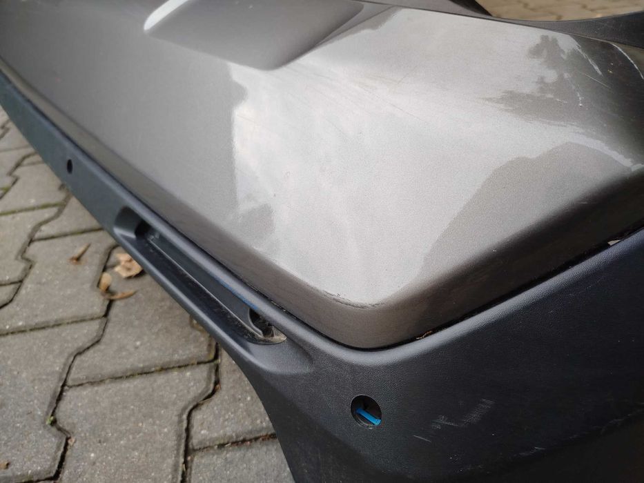 Zderzak tylny Toyota RAV4