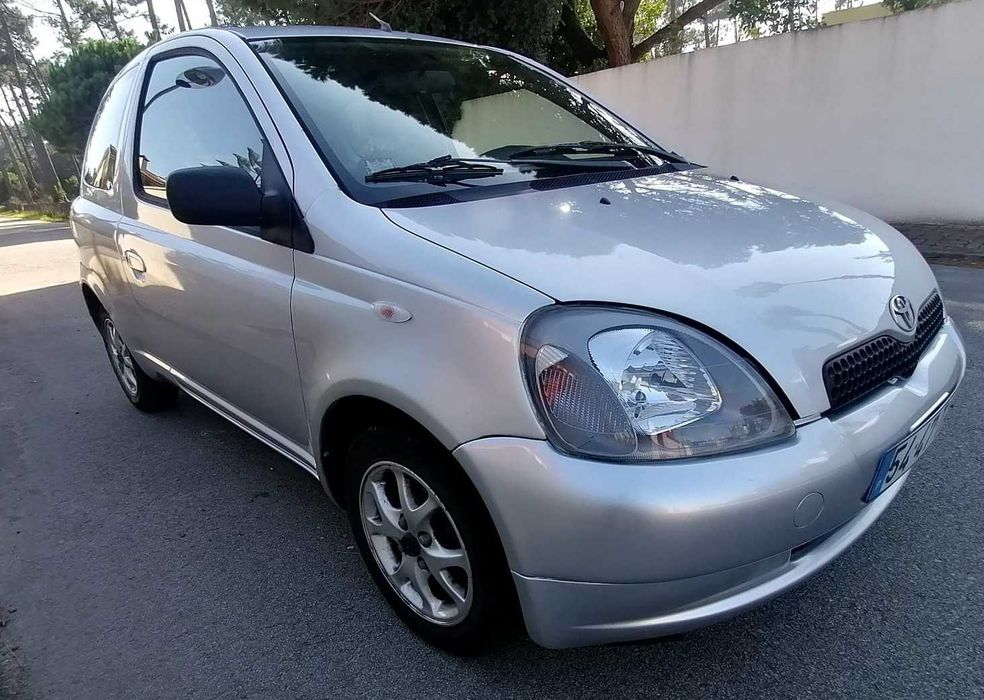 Toyota Yaris 1.4 D-4D 75cv Comercial | 2002 | 364.314 km