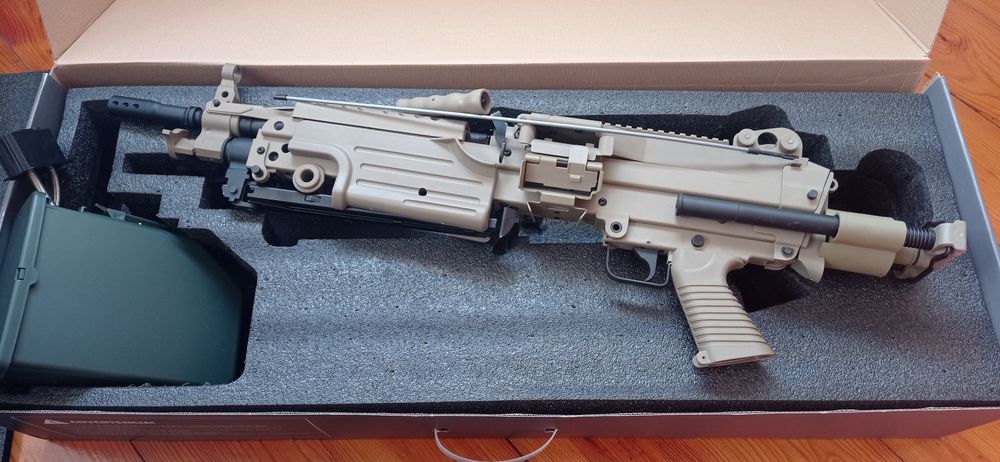 M249 airsoft novo ( supressora )