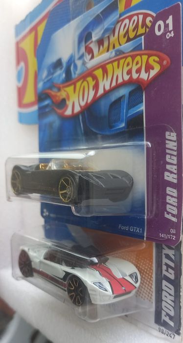 Conjunto 2 Ford GTX1 Hot Wheels