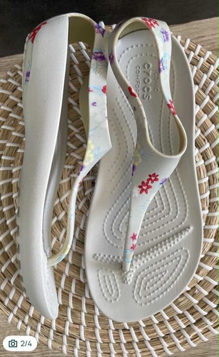Crocs japonki Serena Graphic Flip tropical floral/pearl white W6 36/37
