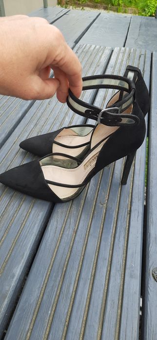 Buty szpilki firmy Zara rozmiar 38