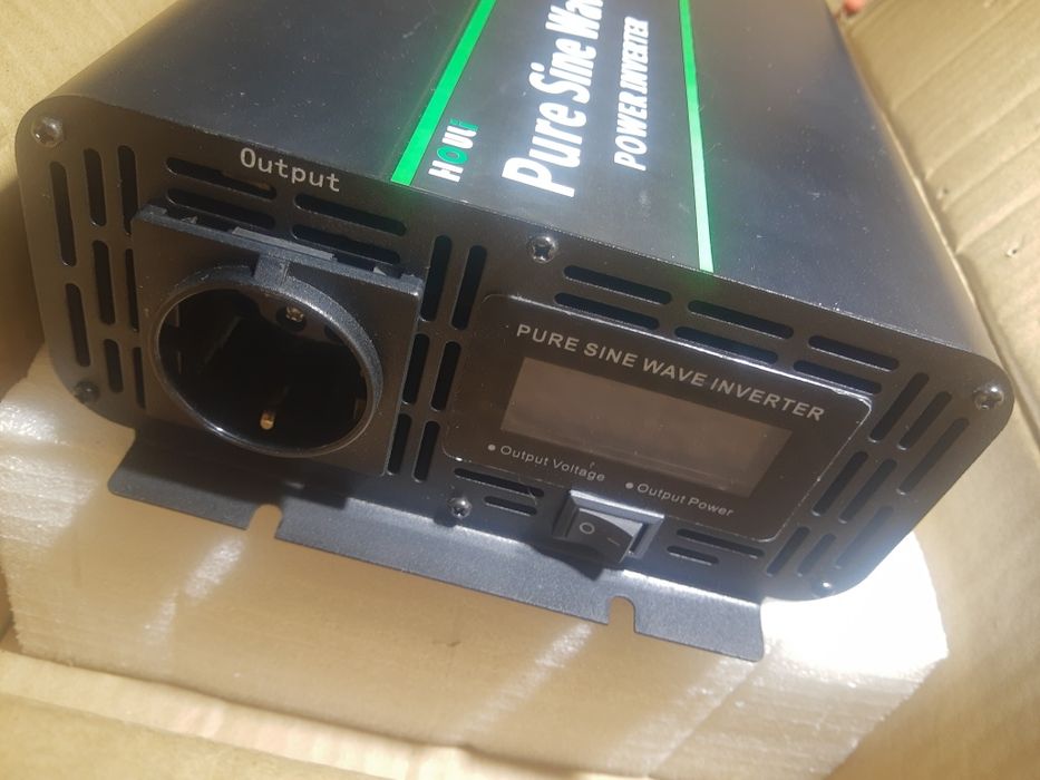 Інвертор з чистою синусоїдою.2000вт.24в.