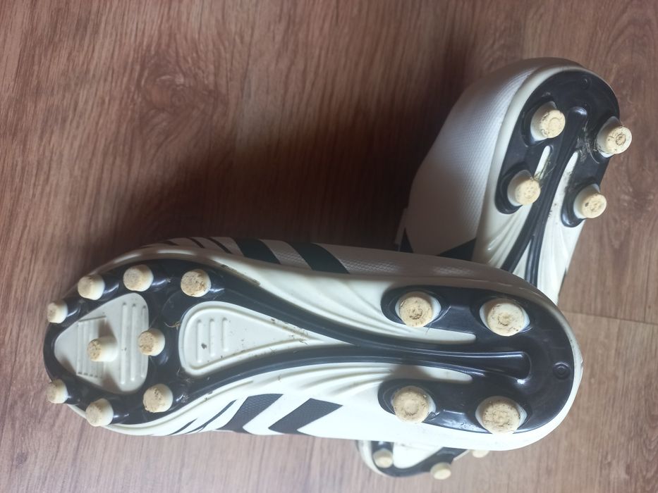 Piłka nożna 37 obuwie sportowe HUMMEL korki