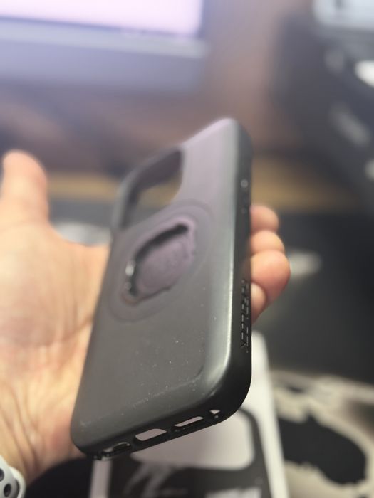 Чохол для IPhone 15 Pro Quad Lock
