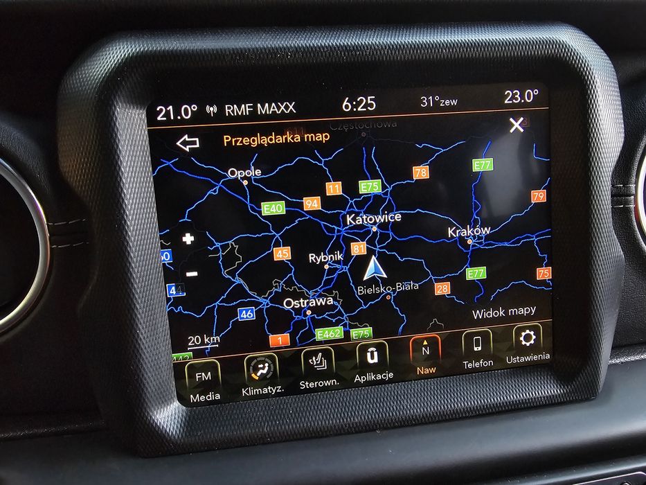 Konwersja aut z USA, przeróbka lamp, język Polski, mapy EU każda marka