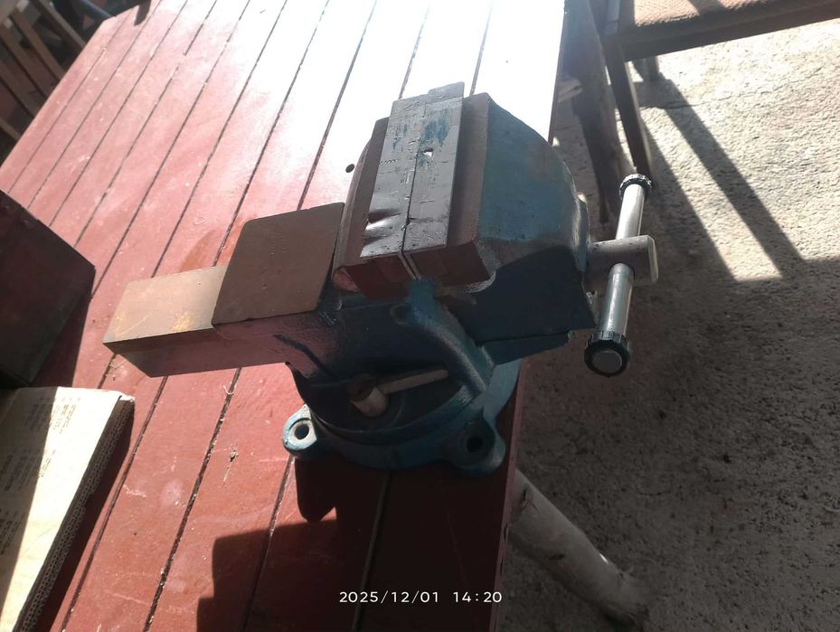 Torno de Bancada Grande