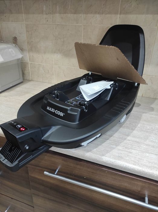 Baza FamilyFix 3 do Fotelika Maxi Cosi i Gondoli, ISOFIX