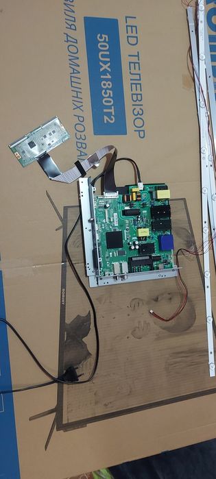 Материнская плата телевизора Romsat 50UX1850T2