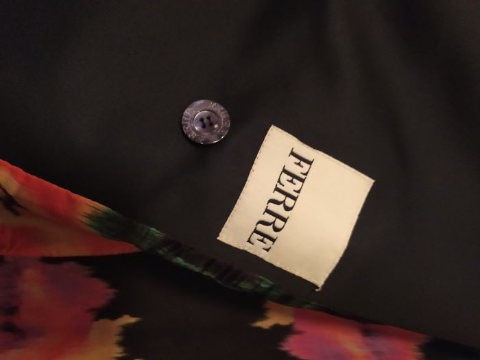 Gabardina de Senhora Giangranco Ferré original NOVA