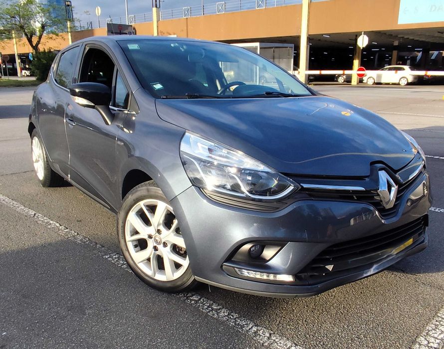 Renault Clio IV Limited TCe 90 • 44.000 km • Como novo