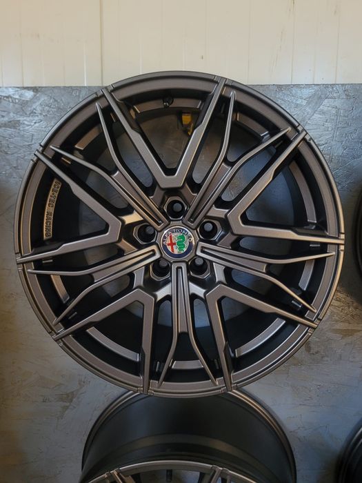 Felgi alu 5x110 19" Alfa Romeo Giulia J9,5/8,5 ET43/35
