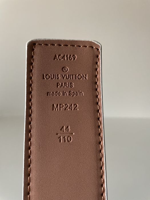 Pasek LV - Size 44”(110cm)