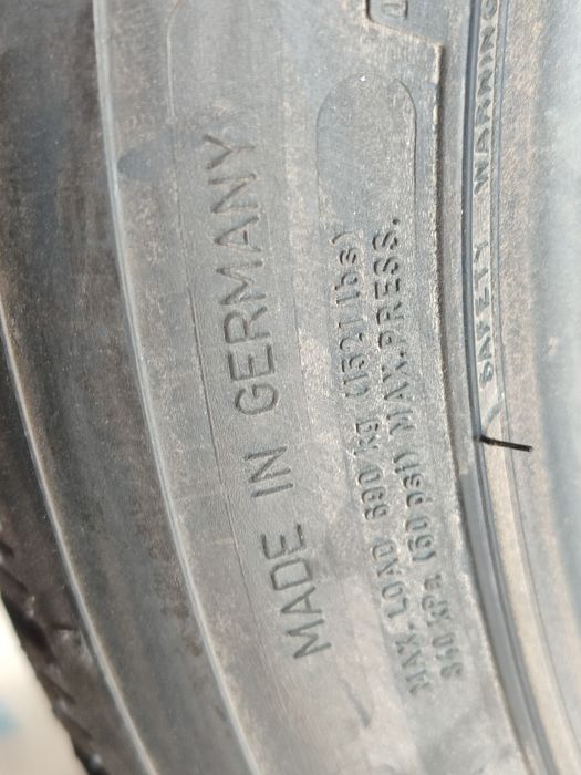 Шини dunlop 215/50 r17 зима demo 23-й рік