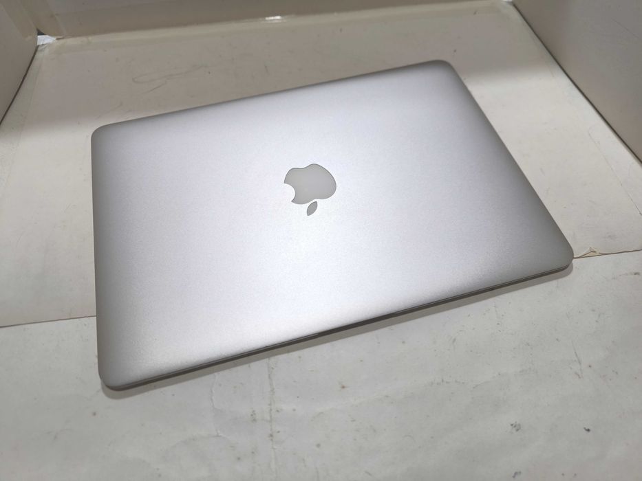 Apple Macbook AIR 13 i5 ssd 128GB