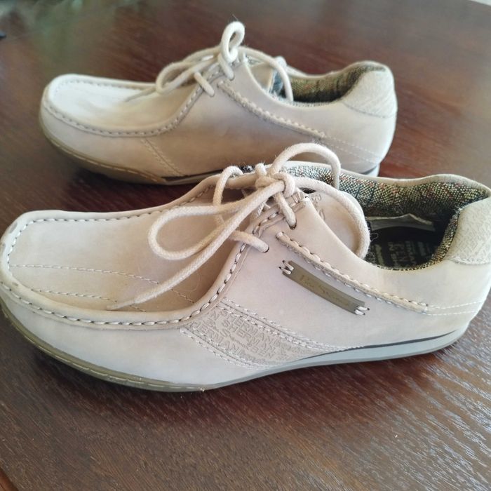Sprzedam nowe, bardzo ładne ze skóry naturalnej buty męskie