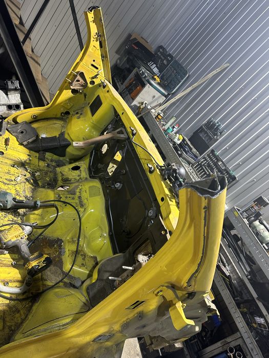 Кузов четверть четвертина щока аленжерон т5 VW T5