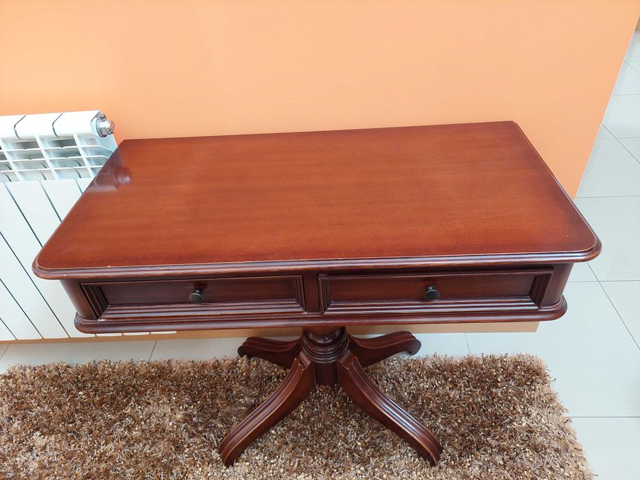 Consola em cerejeira