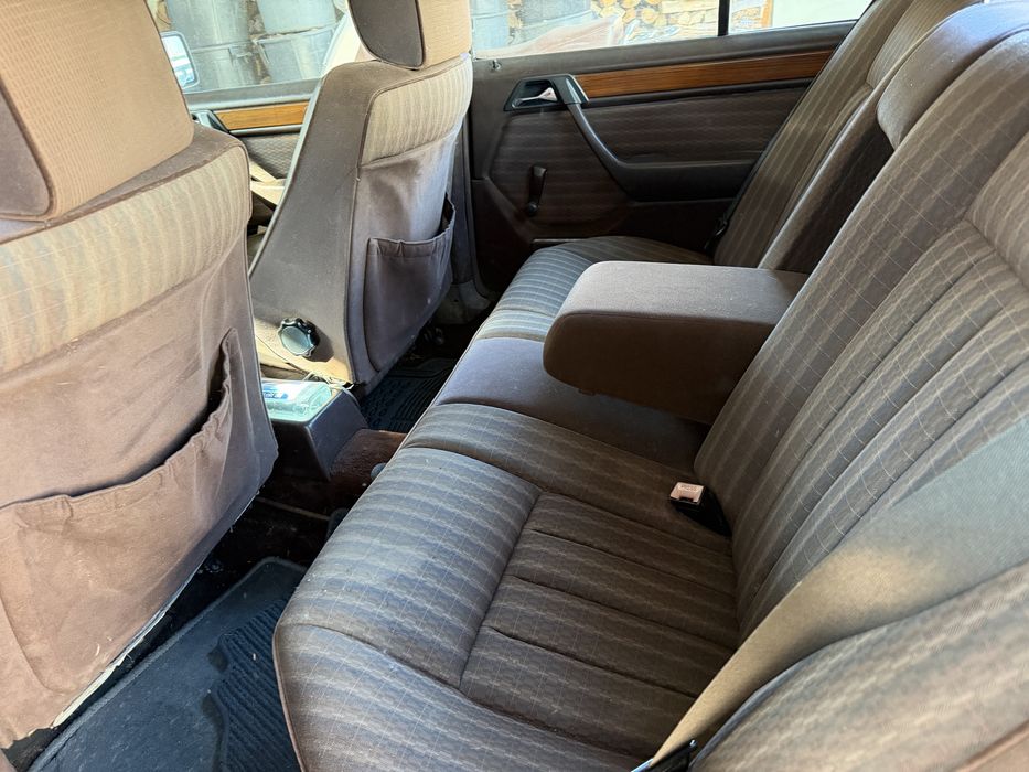 Mercedes w124 250D