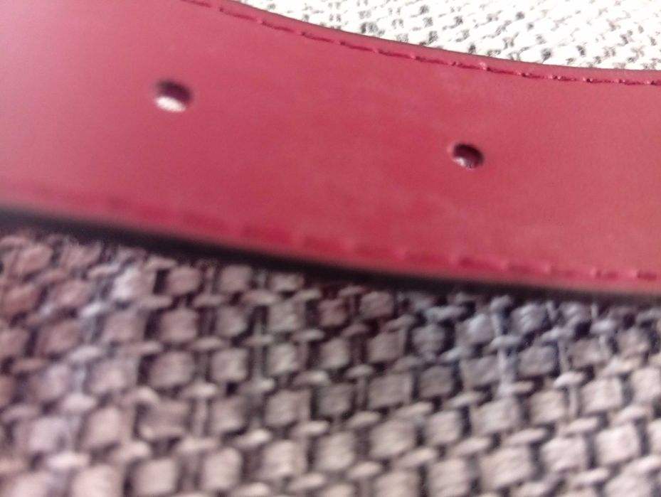 Cinto vermelho, muito elegante