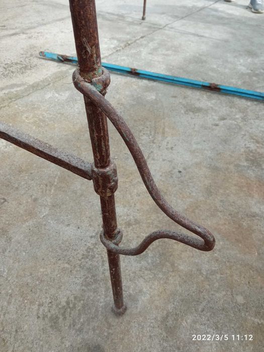 Cama de ferro com 130 anos