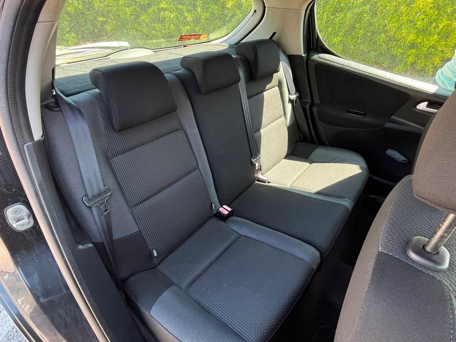 Peugeot 207 1.4i - 100 Mil kms - A/C