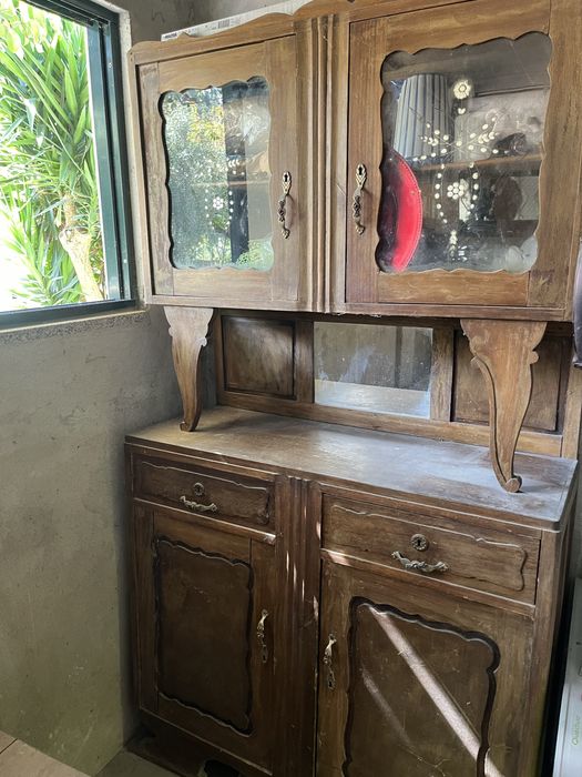 Armário antigo para restauro