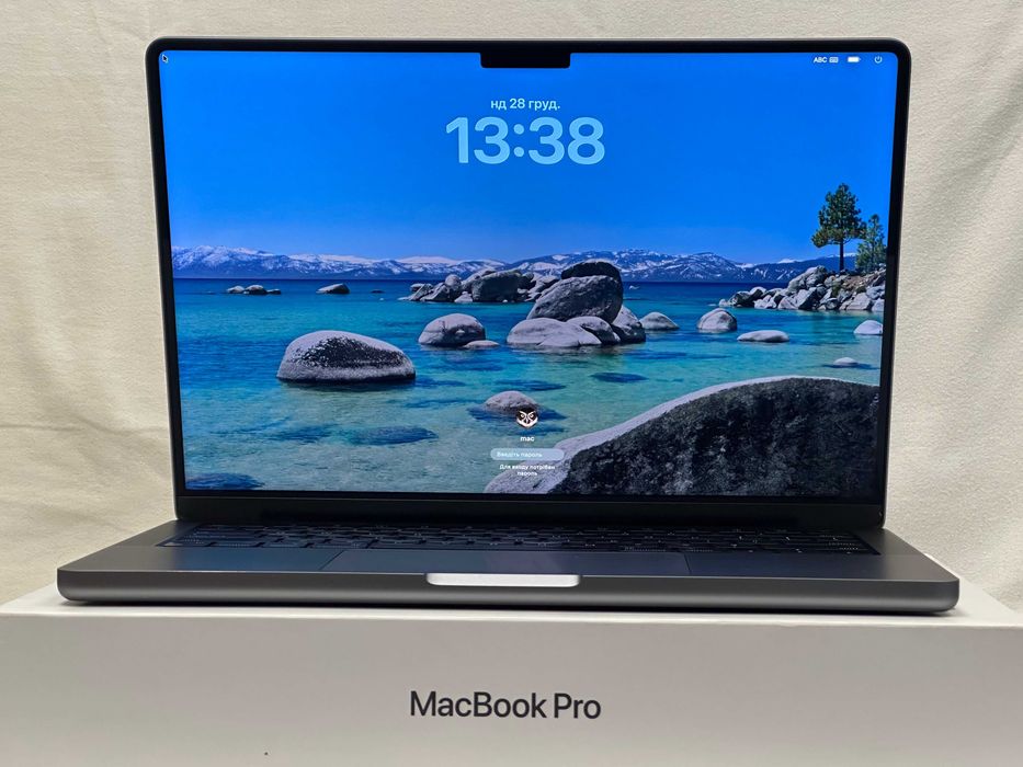 MacBook Pro 14.2”. M1 Pro, 16 GB RAM/1000Gb SSD - 93 %батарея
