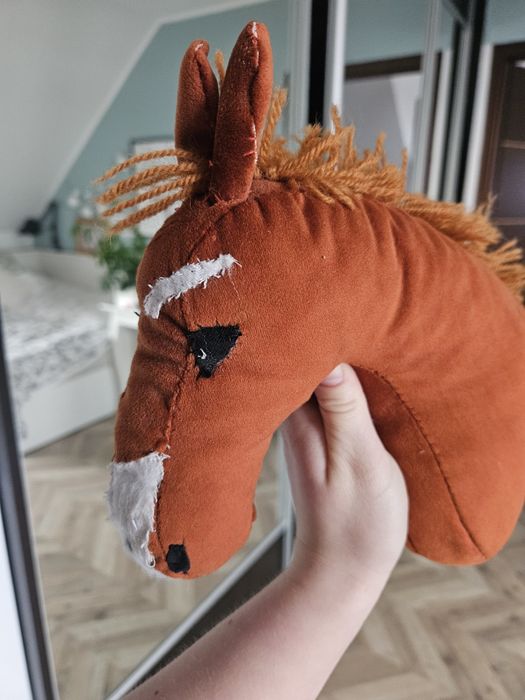 Zrebak A5 hobby horse starsza praca kasztanowaty