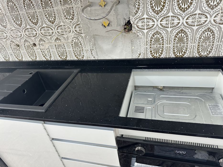 Marmore preto com brilhantes