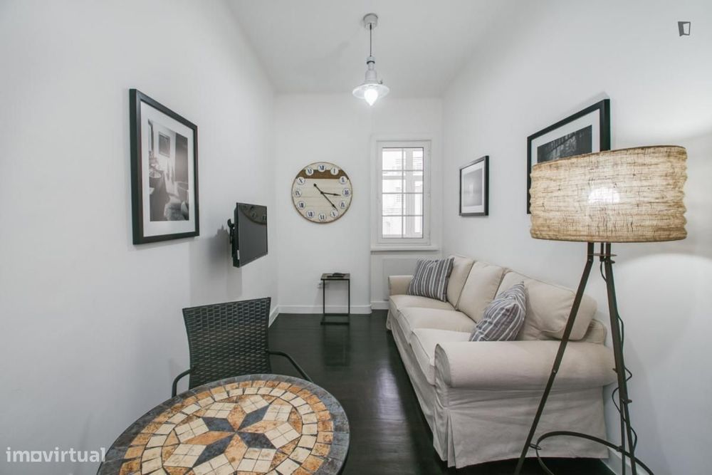 Quarto - localizado em Saldanha Lisbon