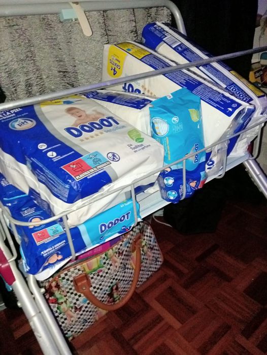 Muda fraldas para BB