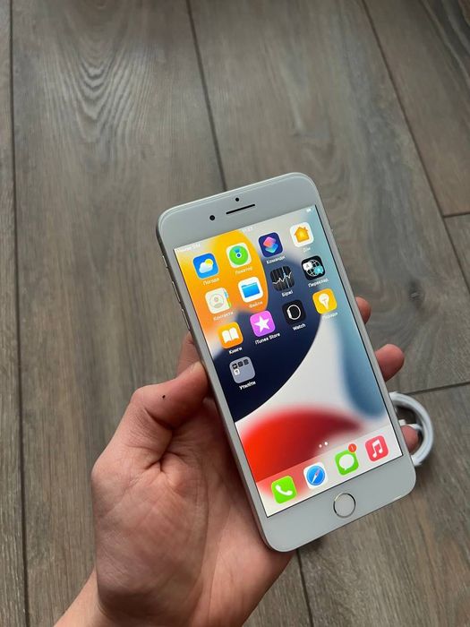 iPhone 7plus 32 silver Айфон 7+ plus