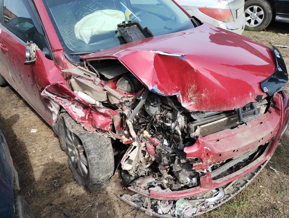 Терміново продам  фольцваген джетта після ДТП. Стан авта на фото видно. Документи в порядку.  Детальна інформація по телефону. Авто знаходиться в    м. Кропивницький.