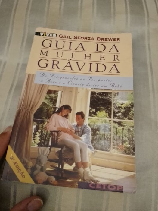 Livro da Nestlé antigo sobre Bébés-1 edição raro-10E-Pau antigo-2E Desde 2E