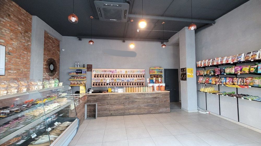 Продаж фасадного приміщення від власникана Урбан стріт