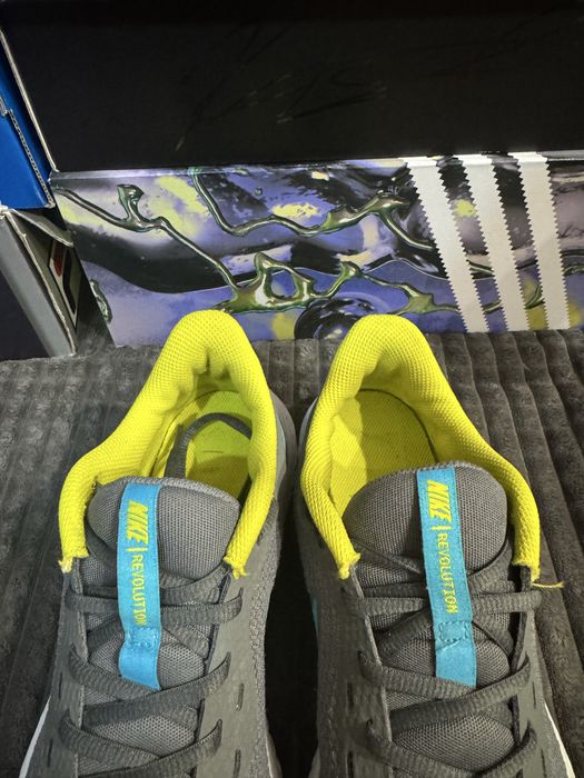 Кросівки Nike Revolution 5 39(24,5см) оригінал