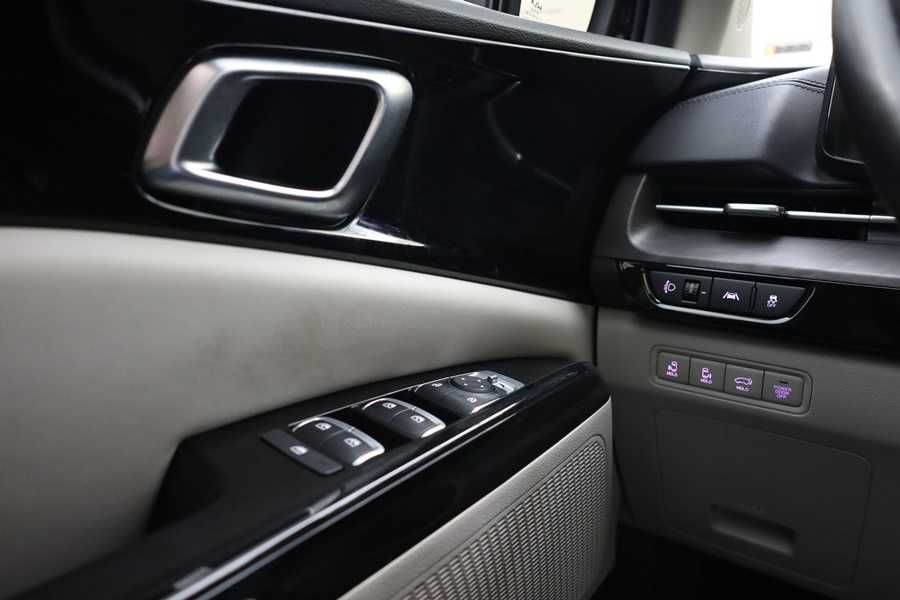2023 Kia Carnival з ПДВ