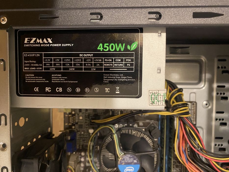 Офісний ПК на i3 з гарним ігровим моніторм Asus 24 дюйми